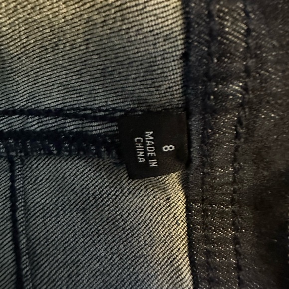 Inc Blue Jeans size 8 frayed patches on legs and cuff of Jean💙 - Picture 10 of 16